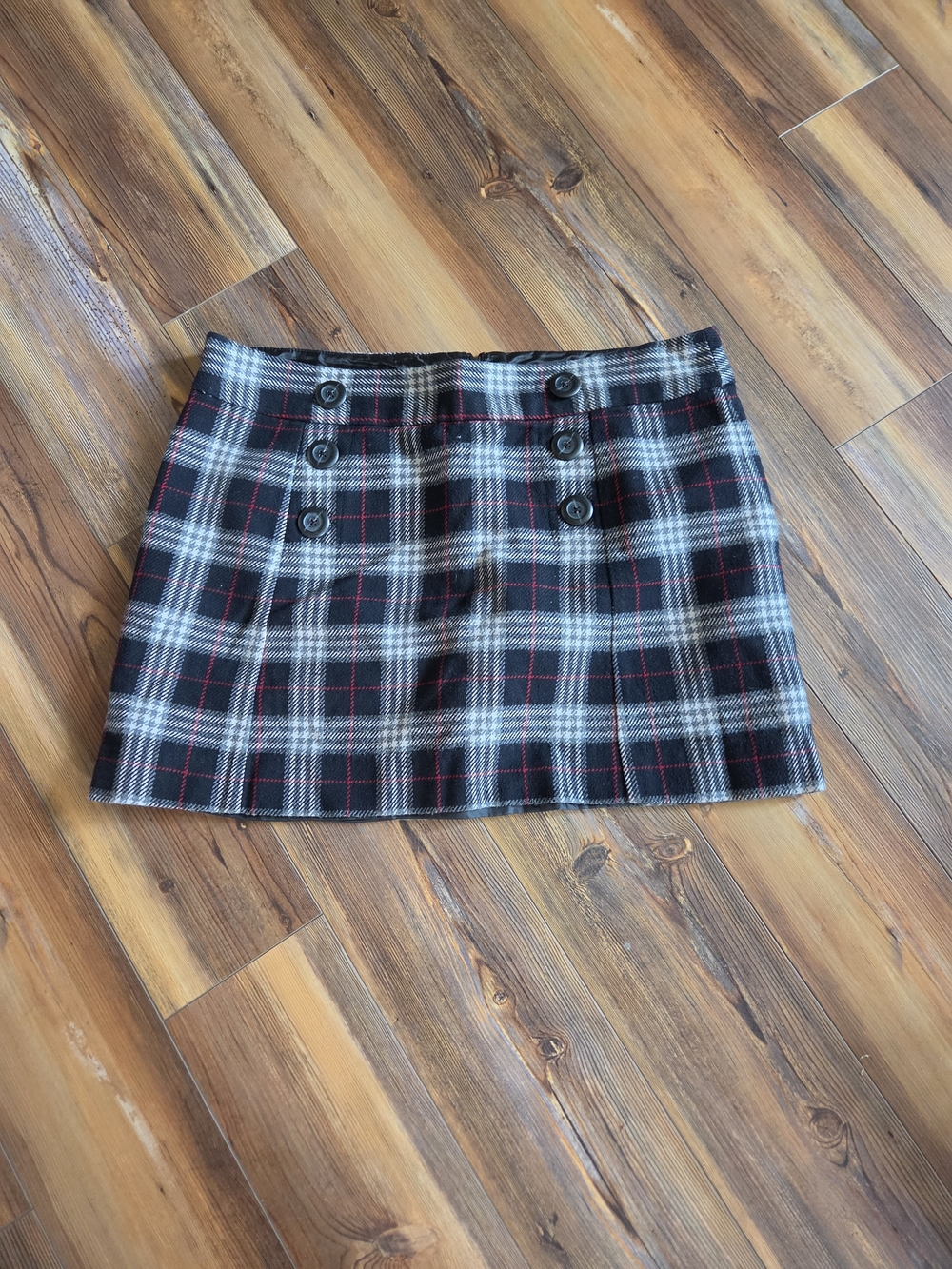 GAP Black, Gray and Red Plaid  Mini Skirt Size 16